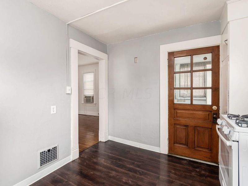 121 Mcmillen Avenue , Columbus, OH 43201 Photo 13