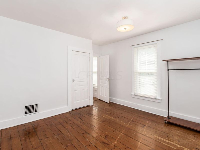 121 Mcmillen Avenue , Columbus, OH 43201 Photo 15