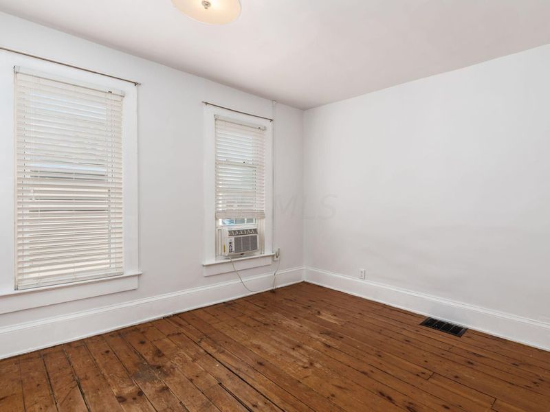 121 Mcmillen Avenue , Columbus, OH 43201 Photo 17