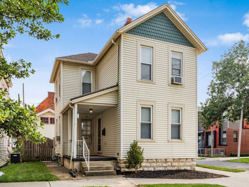 121 Mcmillen Avenue , Columbus, OH 43201 Photo 2
