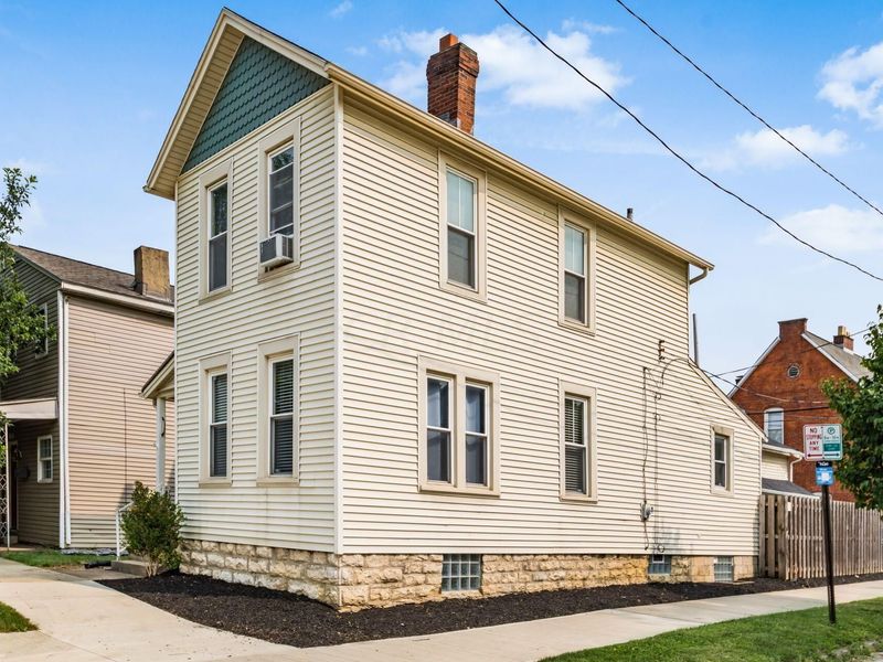 121 Mcmillen Avenue , Columbus, OH 43201 Photo 3