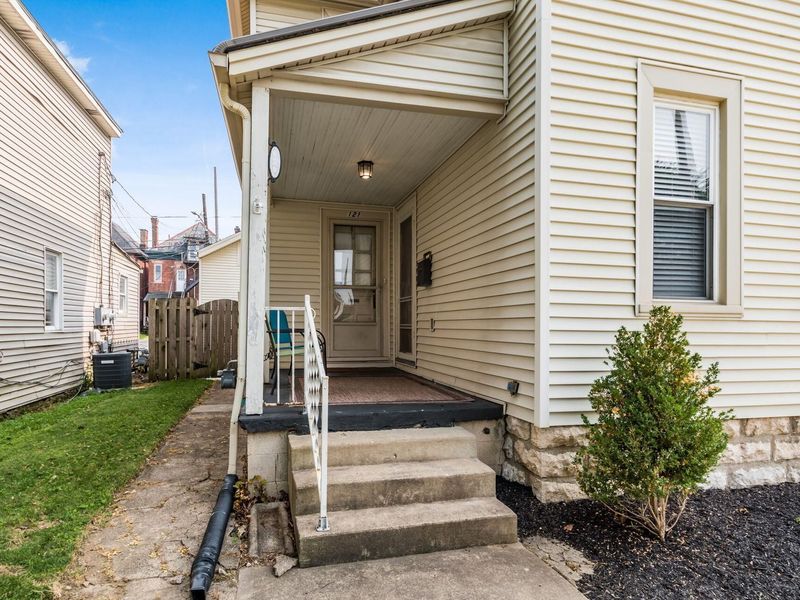 121 Mcmillen Avenue , Columbus, OH 43201 Photo 4