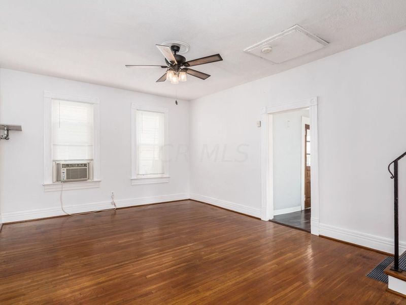 121 Mcmillen Avenue , Columbus, OH 43201 Photo 7