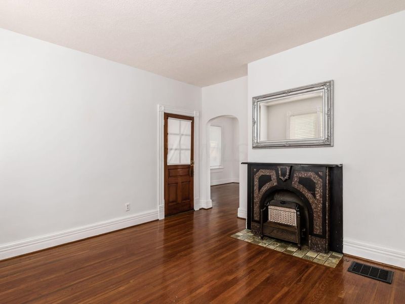 121 Mcmillen Avenue , Columbus, OH 43201 Photo 9