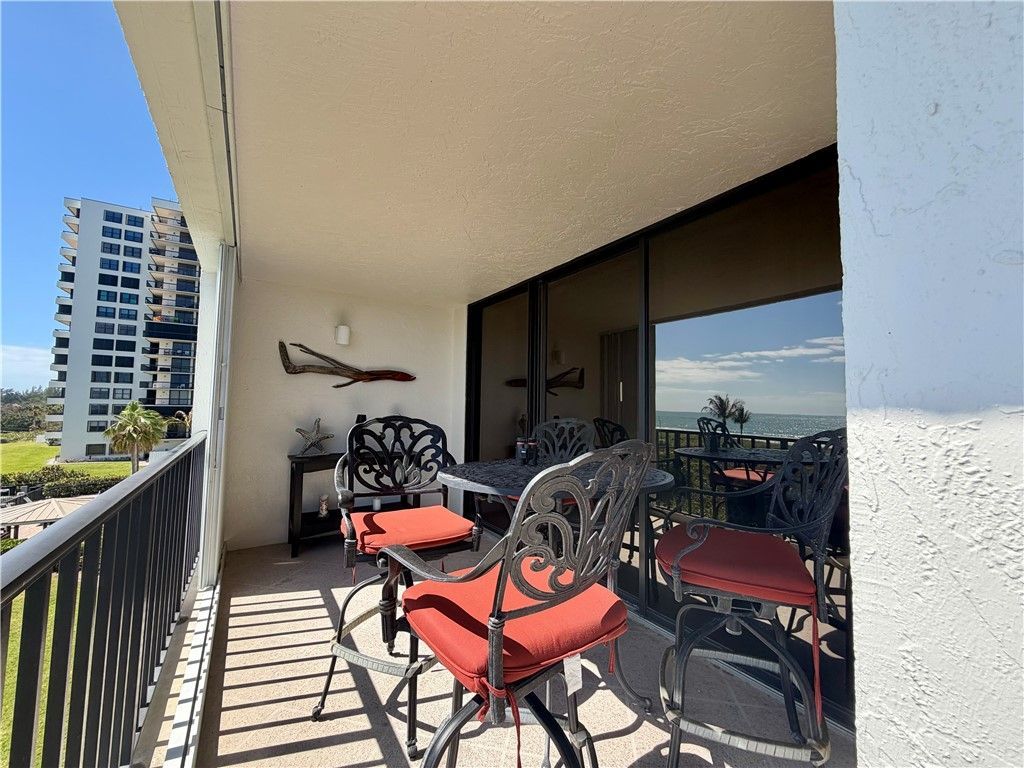 3120 N Highway A1a, Unit 402, Hutchinson Island, FL 34949 Photo