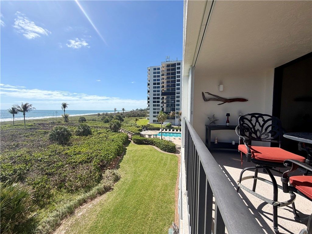 3120 N Highway A1a, Unit 402, Hutchinson Island, FL 34949 Photo