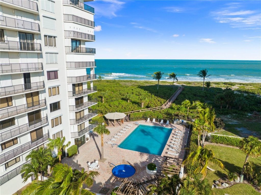 3120 N Highway A1a, Unit 402, Hutchinson Island, FL 34949 Photo