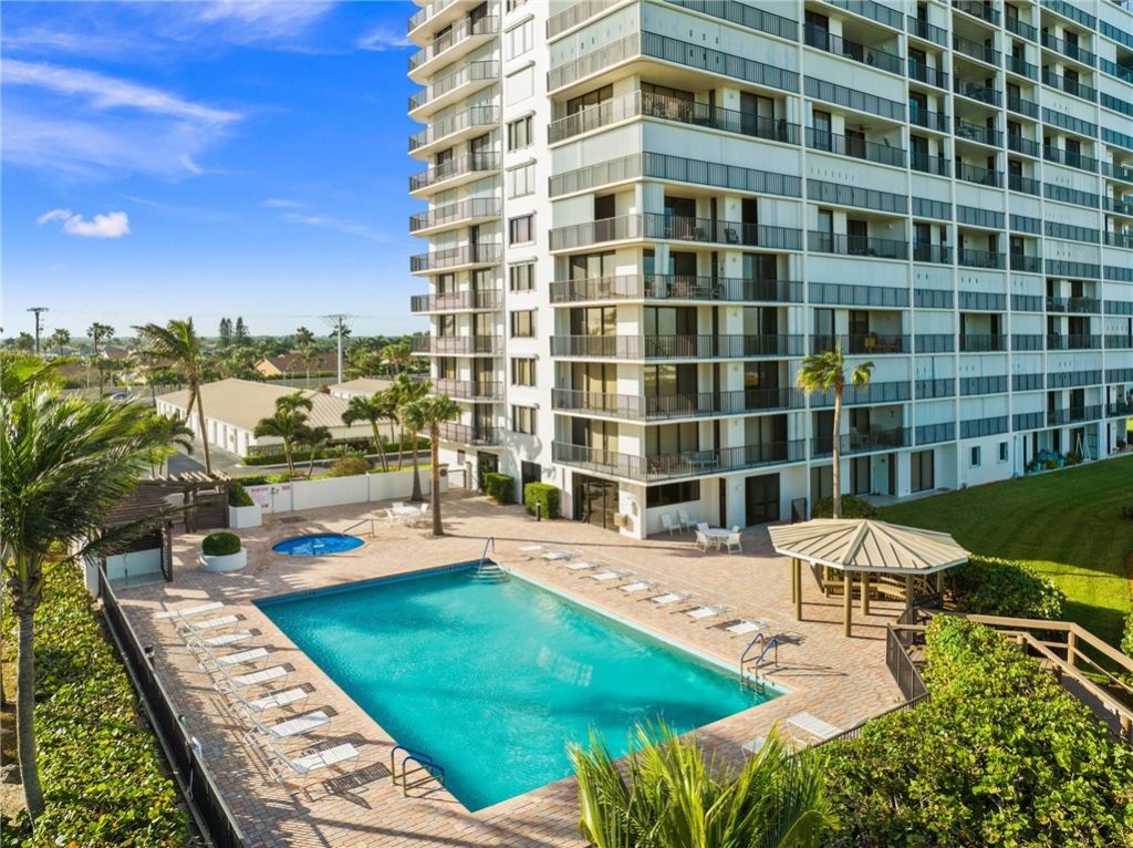3120 N Highway A1a, Unit 402, Hutchinson Island, FL 34949 Photo
