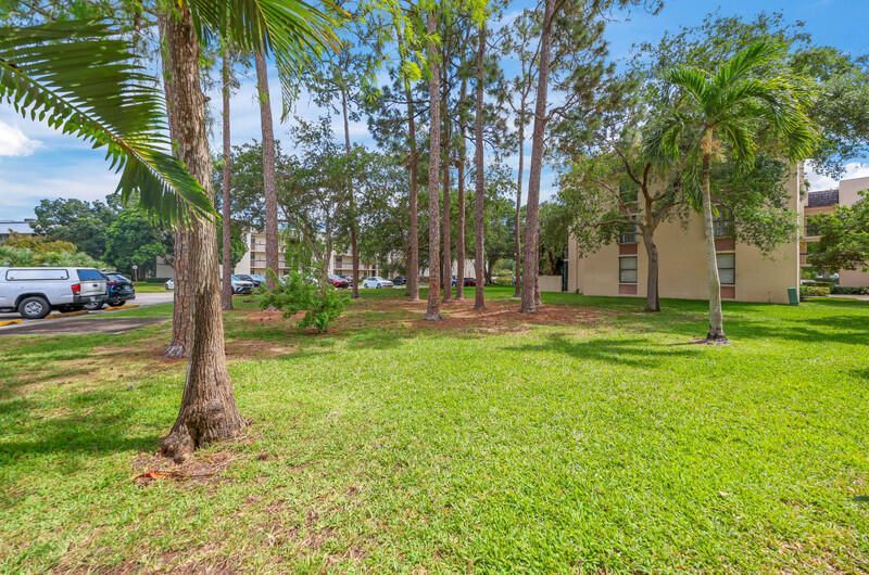 8421 Forest Hills Drive, Unit 104, Coral Springs, FL 33065 Photo
