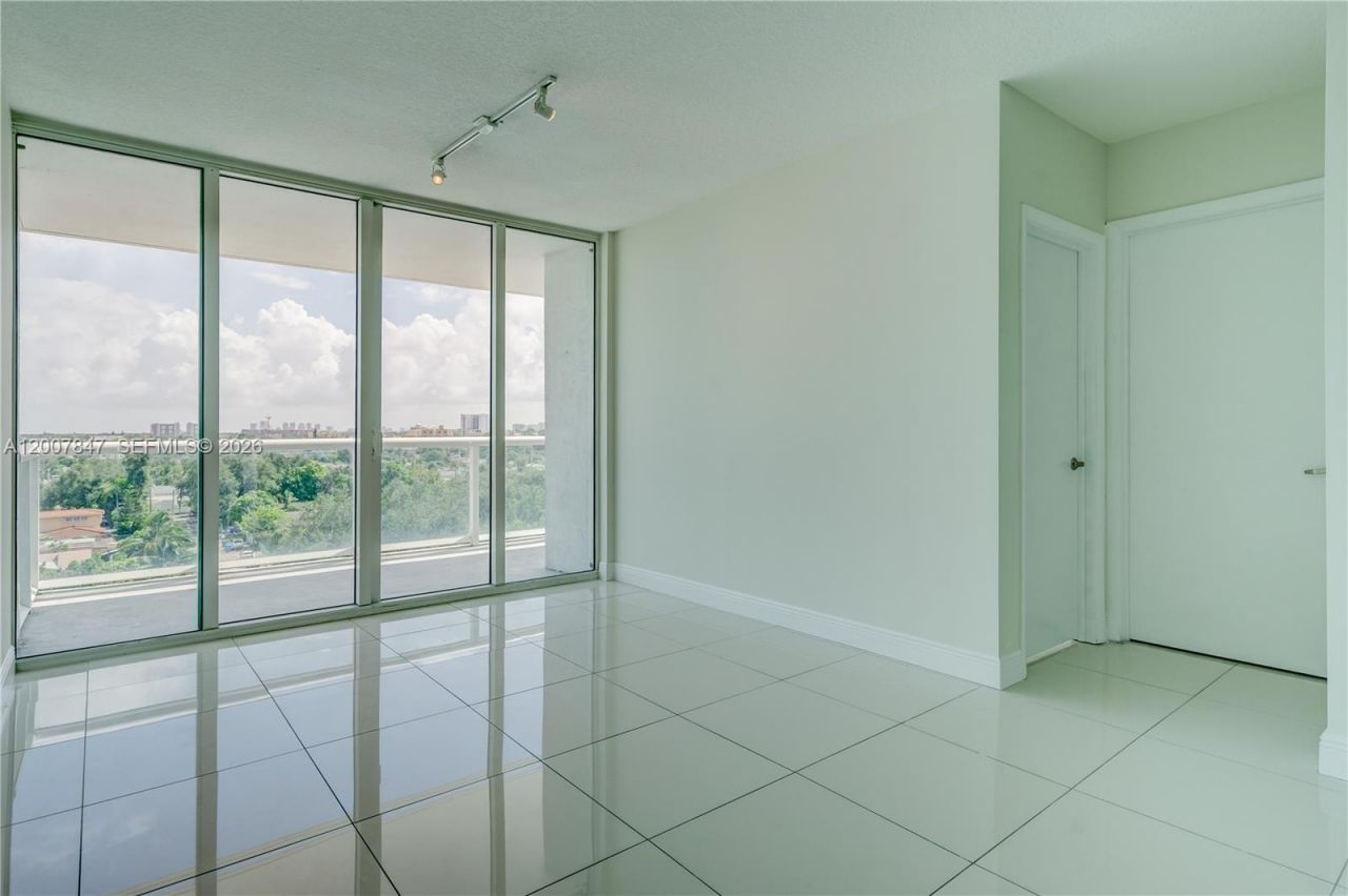 1871 NW S River Dr, Unit 802, Miami, FL 33125 Photo