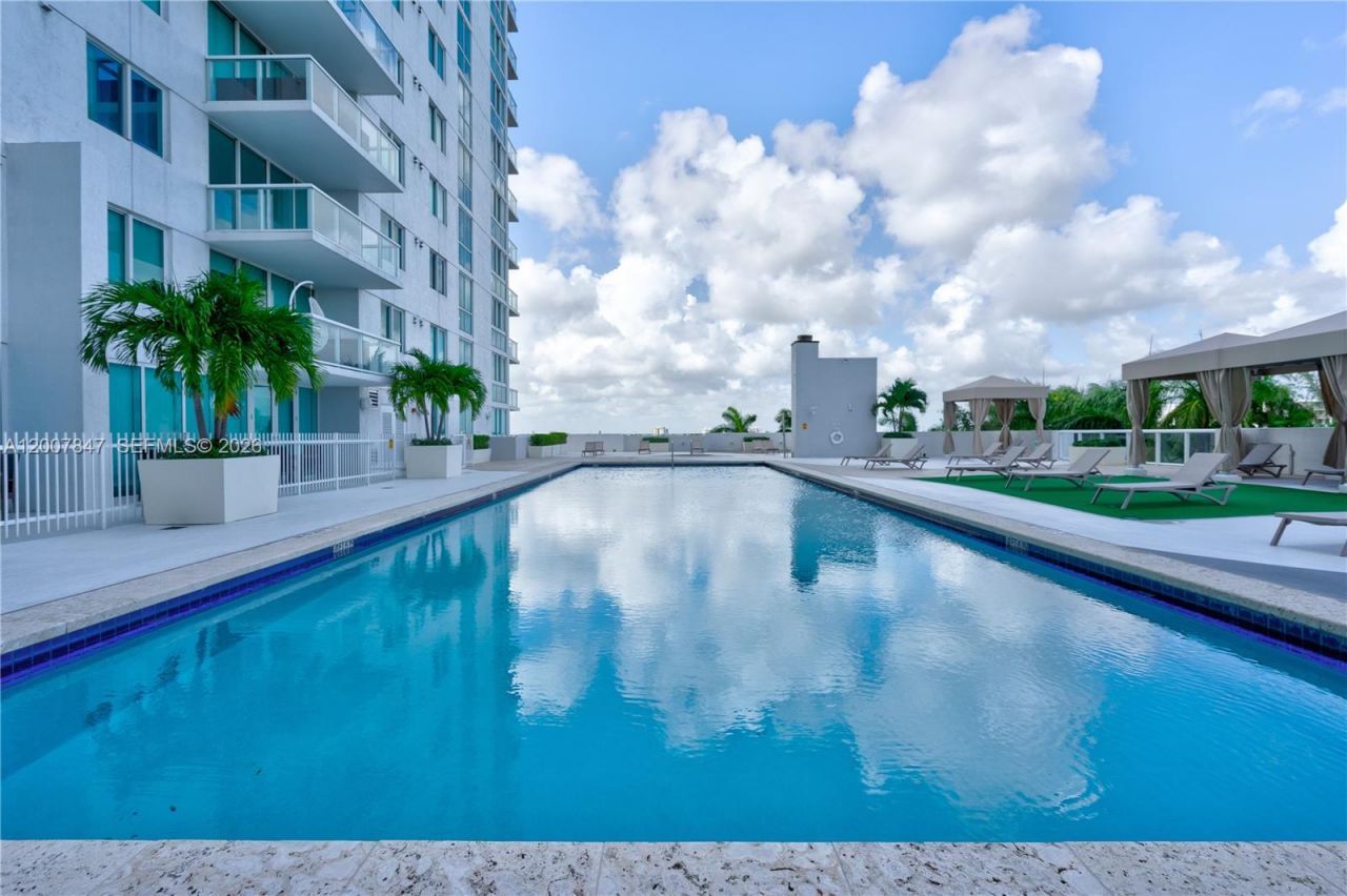 1871 NW S River Dr, Unit 802, Miami, FL 33125 Photo