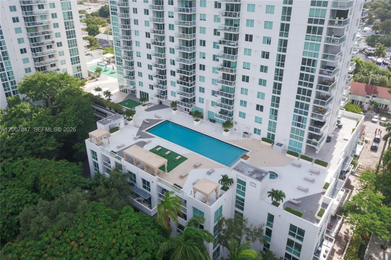 1871 NW S River Dr, Unit 802, Miami, FL 33125 Photo