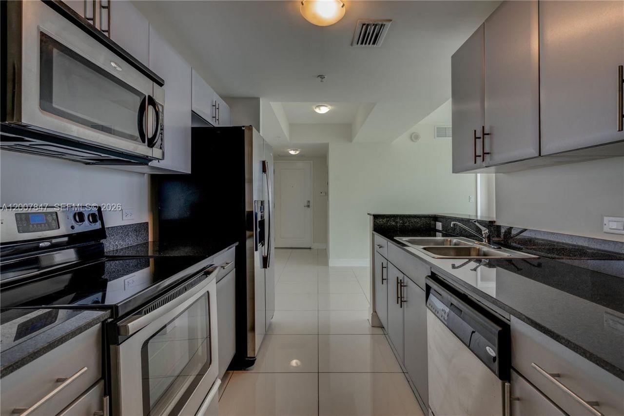 1871 NW S River Dr, Unit 802, Miami, FL 33125 Photo