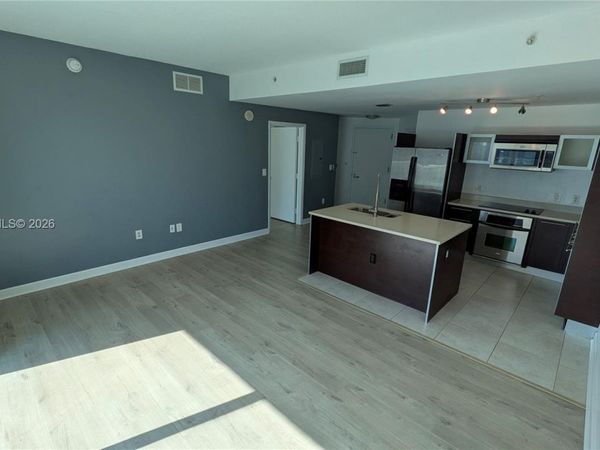 1900 N Bayshore Dr , Unit 4007, Miami, FL 33132