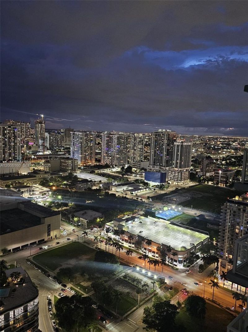 1900 N Bayshore Dr , Unit 4007, Miami, FL 33132 Photo