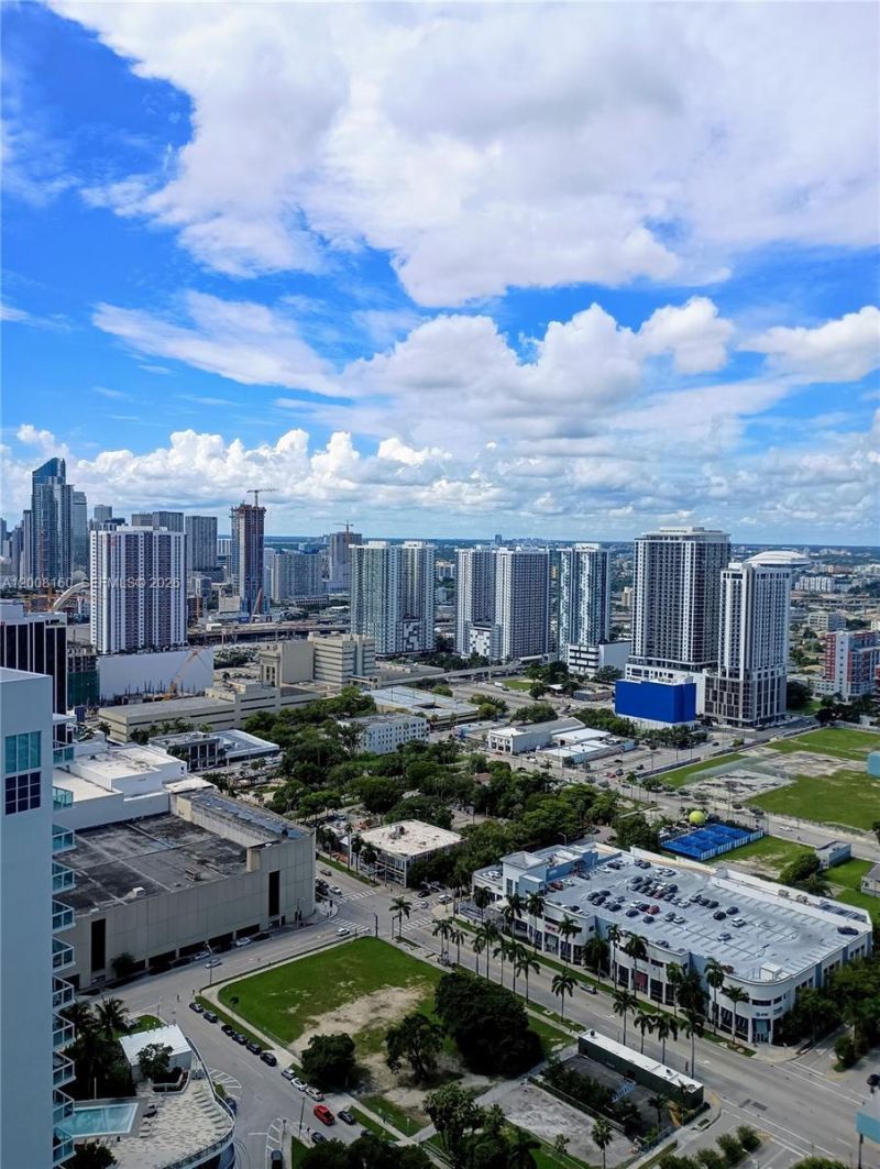 1900 N Bayshore Dr , Unit 4007, Miami, FL 33132 Photo