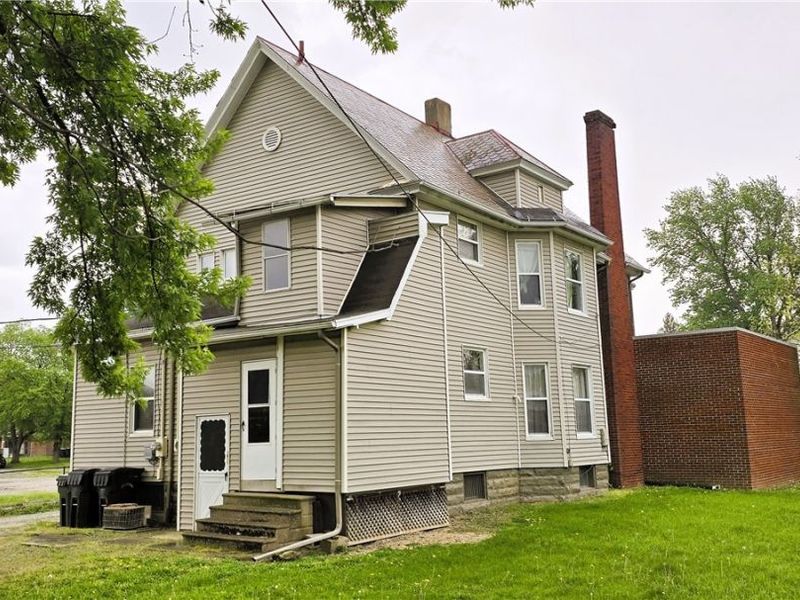 229 5th Street, Elyria, OH 44035 Photo 3