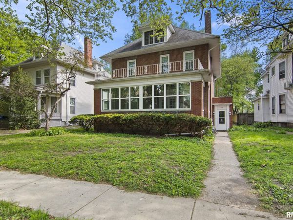 810 W EDWARDS Street, Springfield, IL 63704