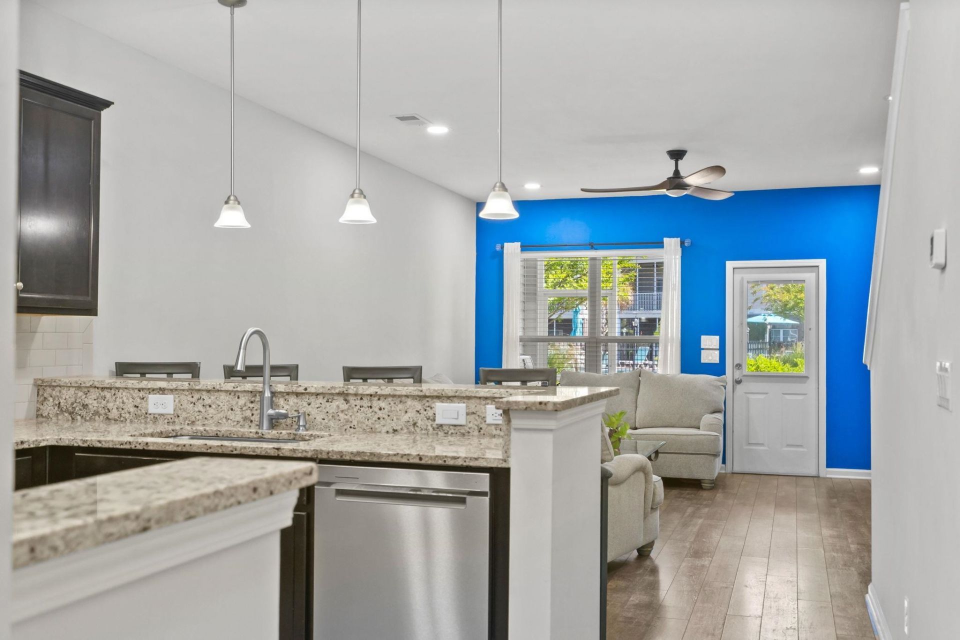 306 Castle Dr.  Photo 11