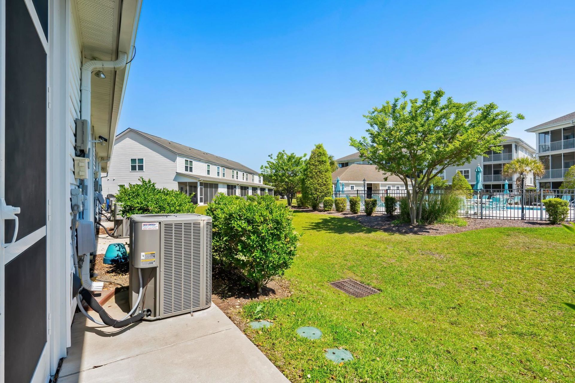 306 Castle Dr.  Photo 38