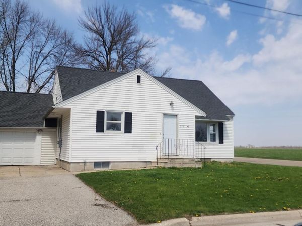 310 Locust Street, Lyle, MN 55953