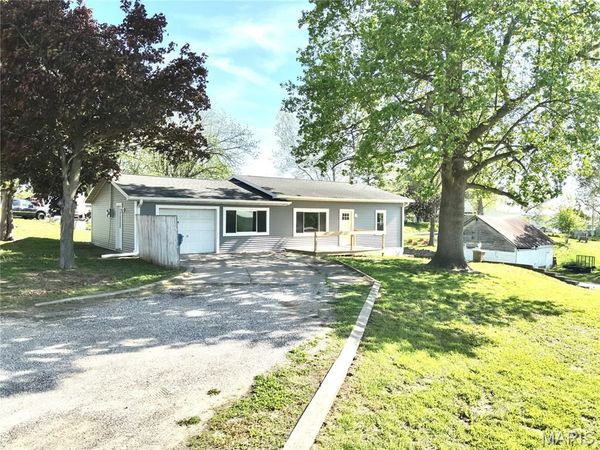 306 W Monroe , La Grange, MO 63448