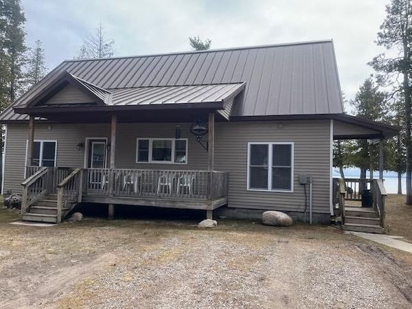 195 W Huron Drive, Bois Blanc, MI 49775