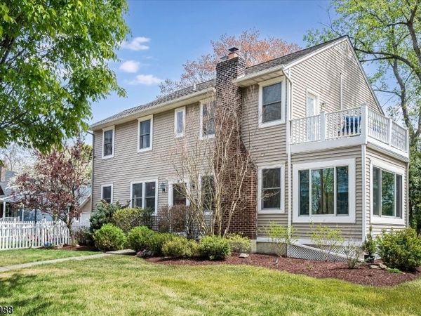 107 Main St, Glen Rock, NJ 07452
