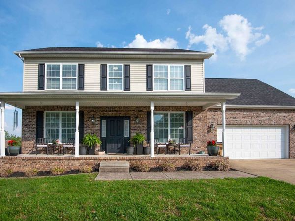 76 Smelser Lane, Milton, WV 25541