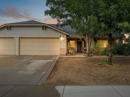 859 Klien Street, Dayton, NV 89403 Photo