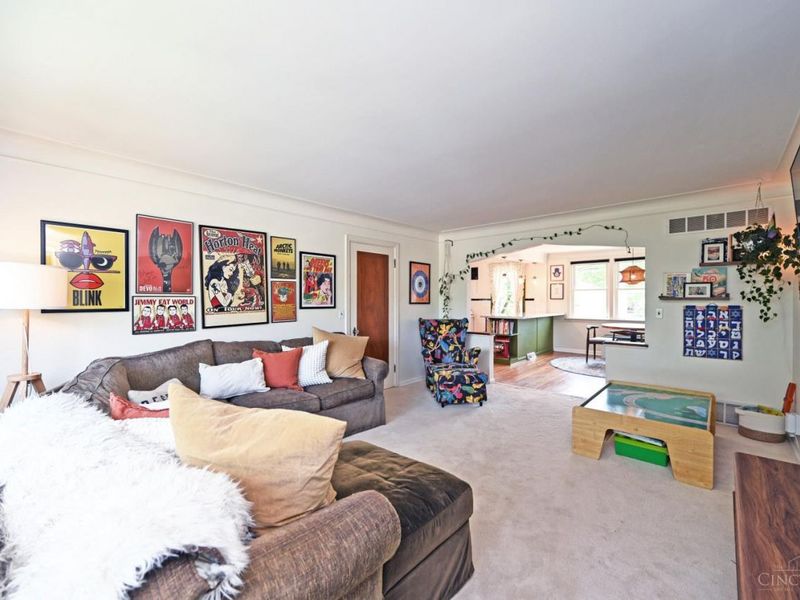 7325 Brookcrest Drive, Cincinnati, OH 45237 Photo 11