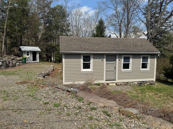 1810 Sawkill Park Road , Kingston, NY 12401