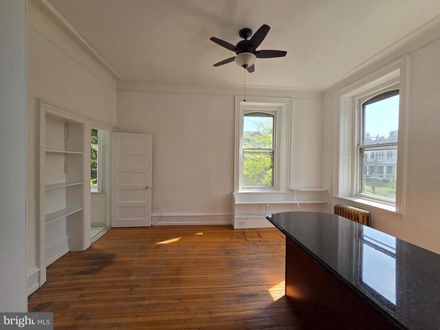 348 Green Lane, Unit 2F, Philadelphia, PA 19128 Main Photo