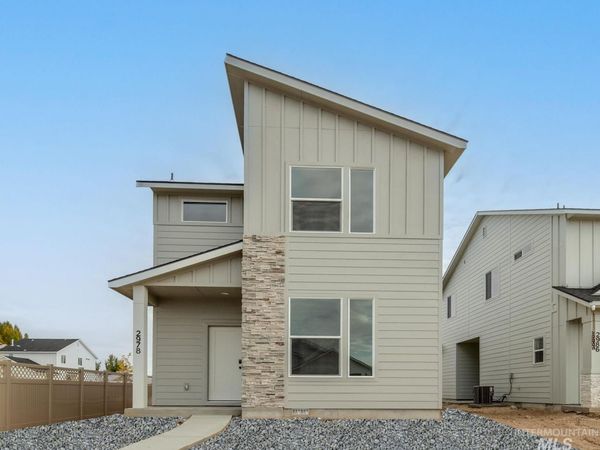 4328 N Camp Creek Ave, Meridian, ID 83646