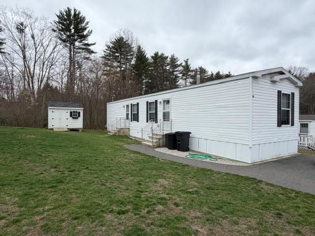 19 Atlas Place, Derry, NH 03038 Main Photo