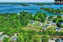 109 Carrituck Court  photo 4
