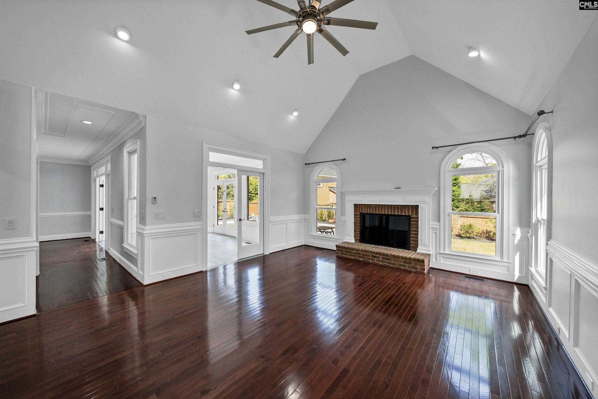 209 Secret Cove Drive  Photo 13