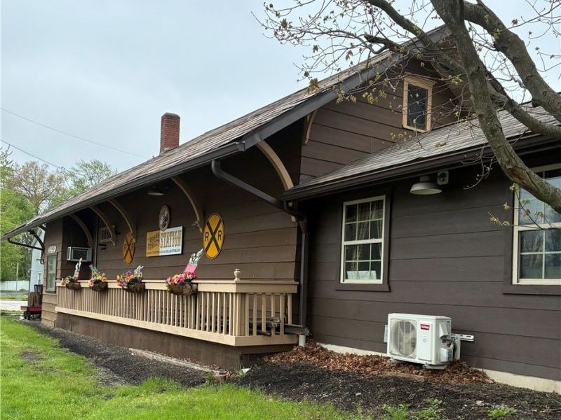 75 E Broad Street, Newton Falls, OH 44444 Photo 3