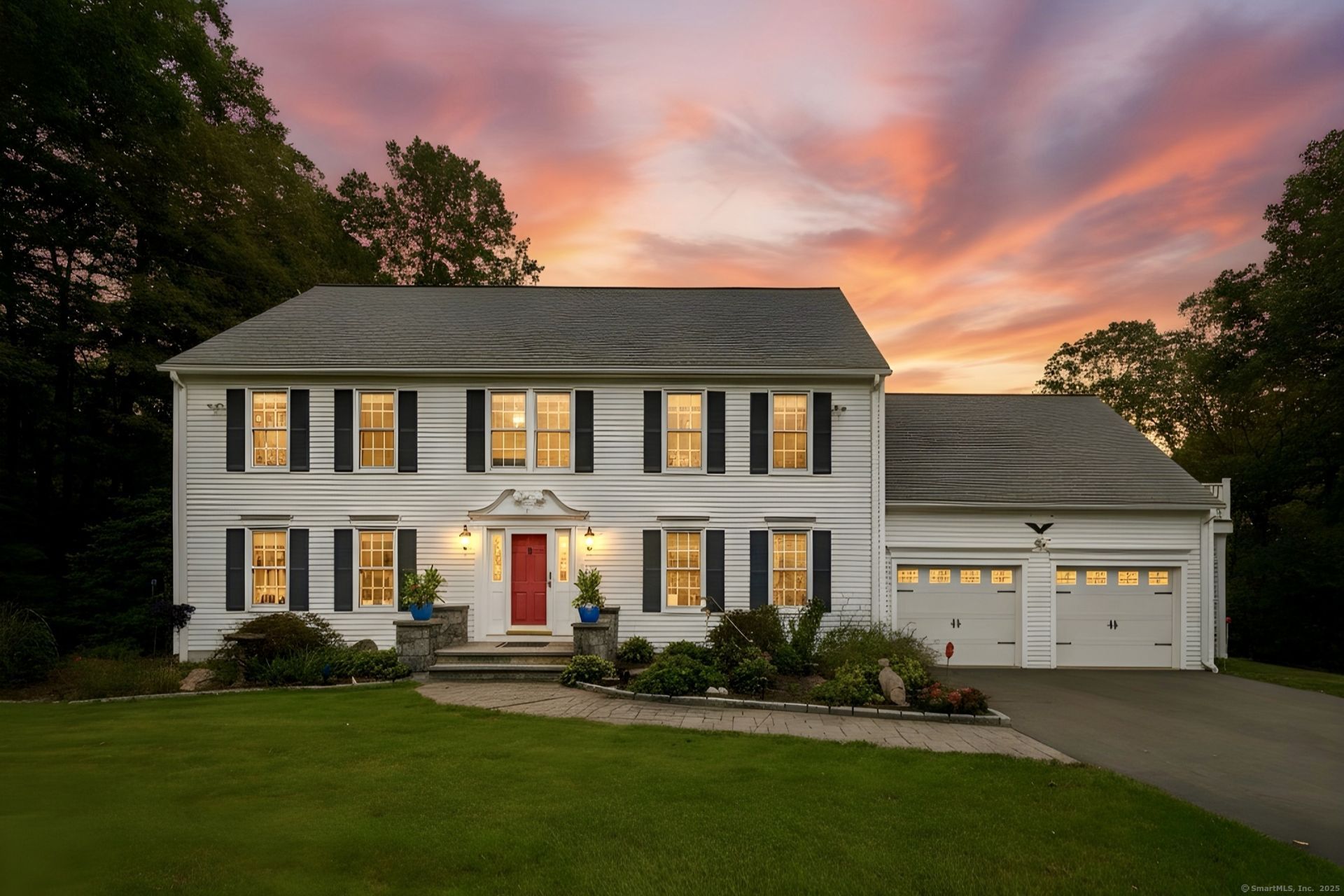 10 Aspetuck, Oxford, CT 06478 Main Photo