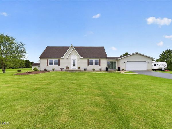 13131 County Road H, Wauseon, OH 43567