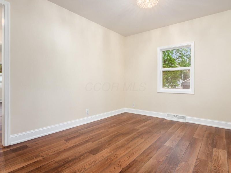 2446 Edison Avenue, Zanesville, OH 43701 Photo 7