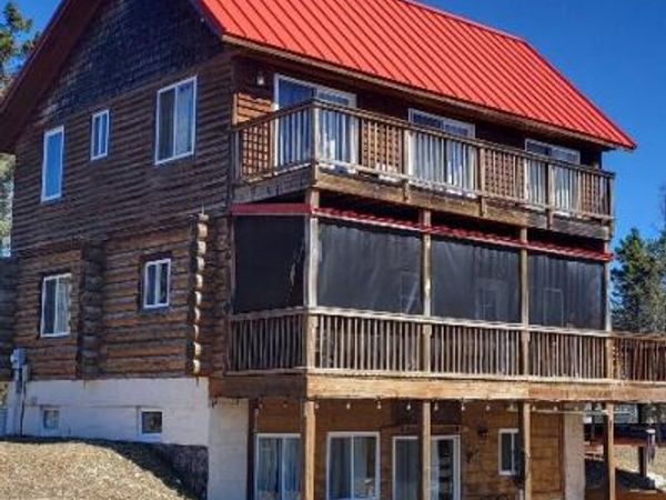 355 E Huron DR, Bois Blanc, MI 49775