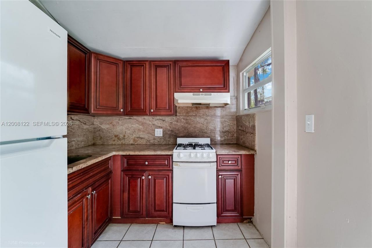 166 E 17th St , Hialeah, FL 33010 Photo