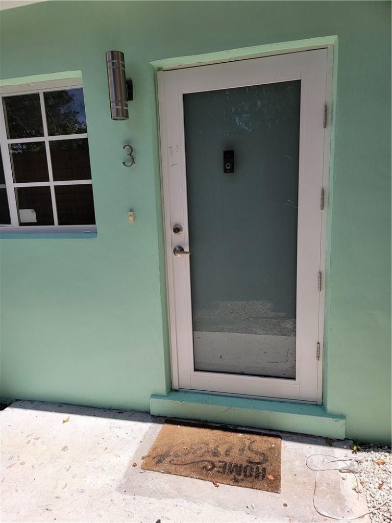 1010 NW 3rd Avenue, Hallandale Beach, FL 33009 Photo