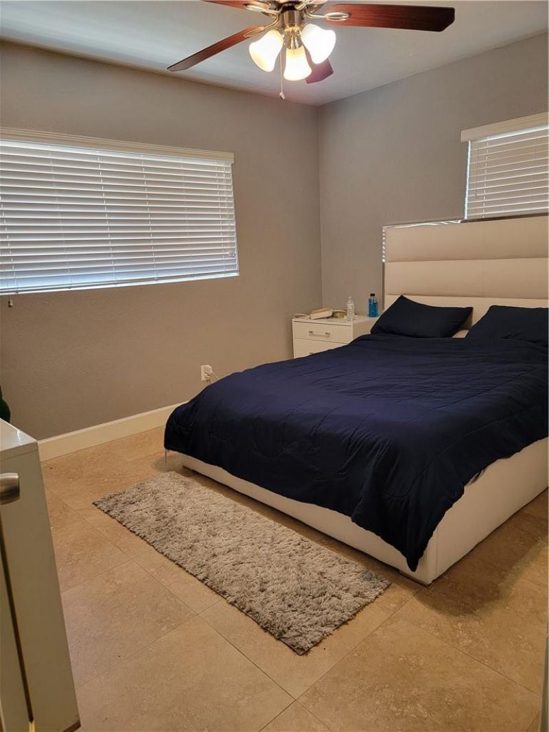 1010 NW 3rd Avenue, Hallandale Beach, FL 33009 Photo