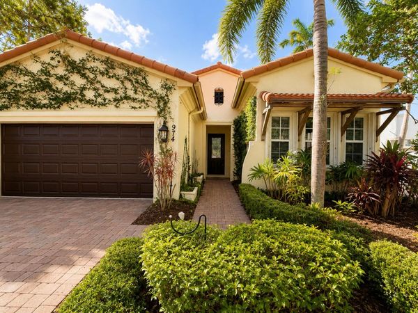 974 Mill Creek Drive, Palm Beach Gardens, FL 33410
