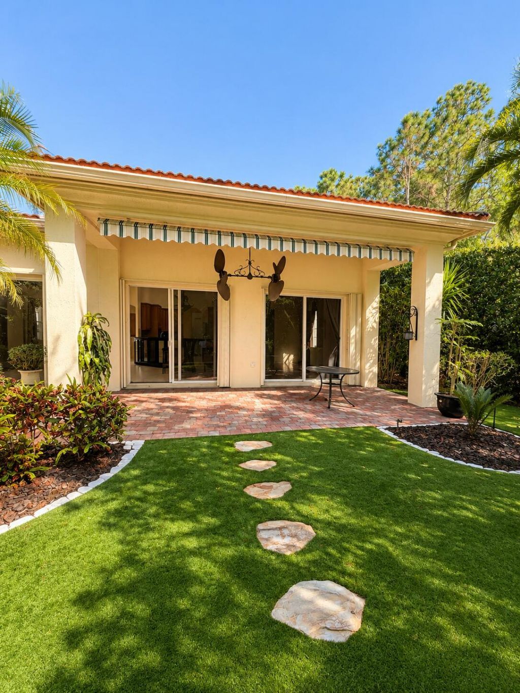 974 Mill Creek Drive, Palm Beach Gardens, FL 33410 Photo