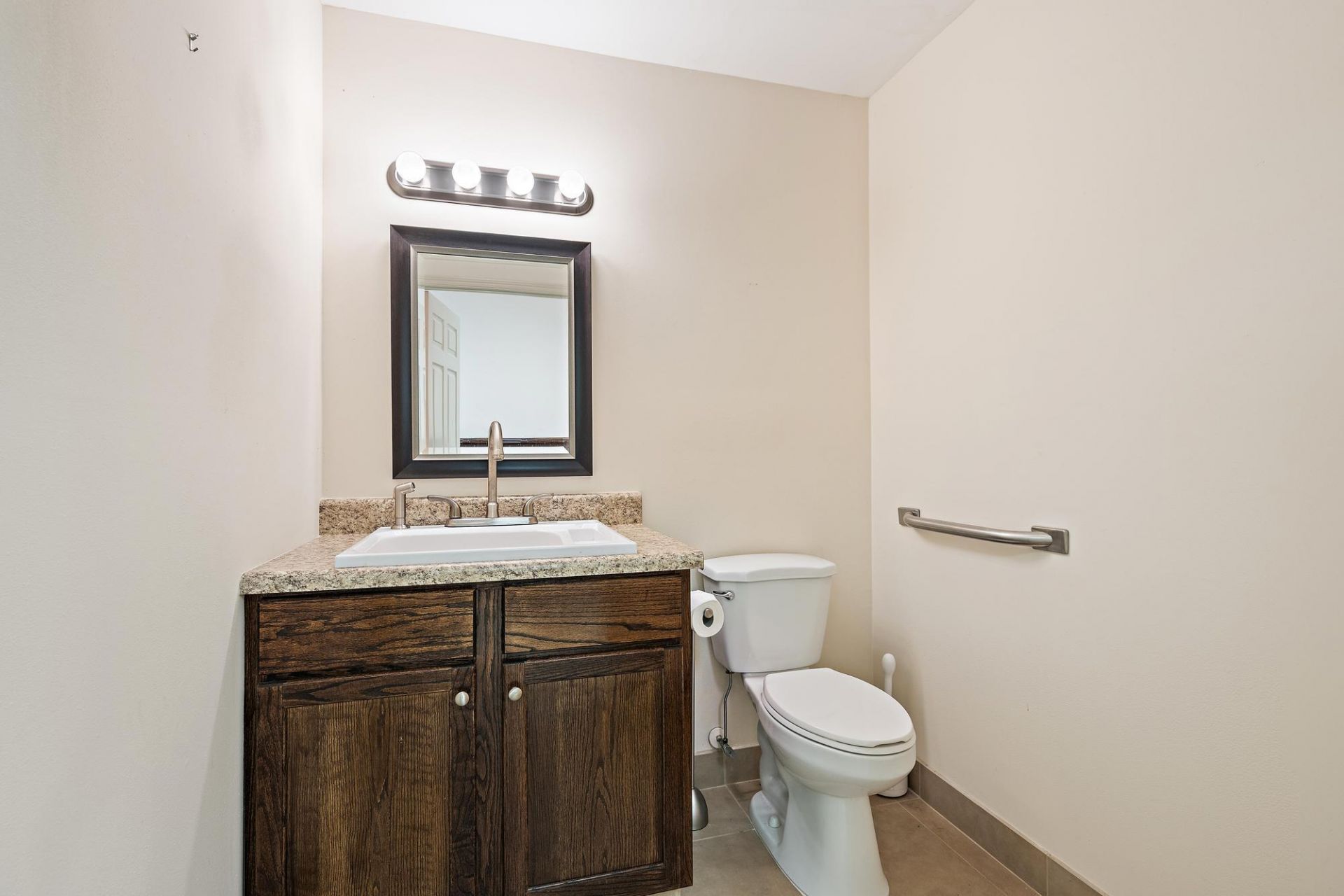 212 N Us Highway 1, Unit 21, Tequesta, FL 33469 Photo