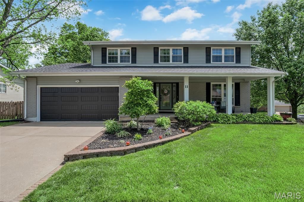 11 Foxcliff Court, Ballwin, MO 63011 Main Photo