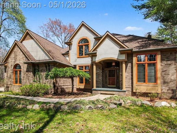 4927 Nature View Court, Genoa Twp, MI 48843